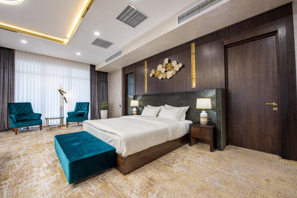 Готель Wyndham Garden Ташкент Екстер'єр фото